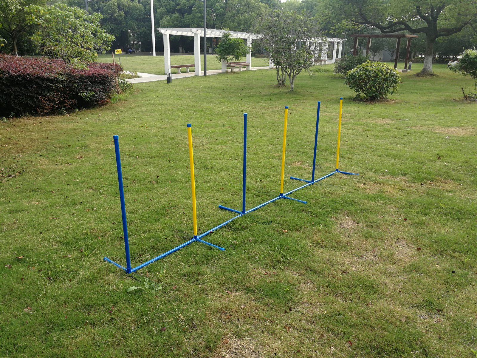 YES4PETS Portable Dog Puppy Training Practice Weave Poles Agility Post Set - Image 2