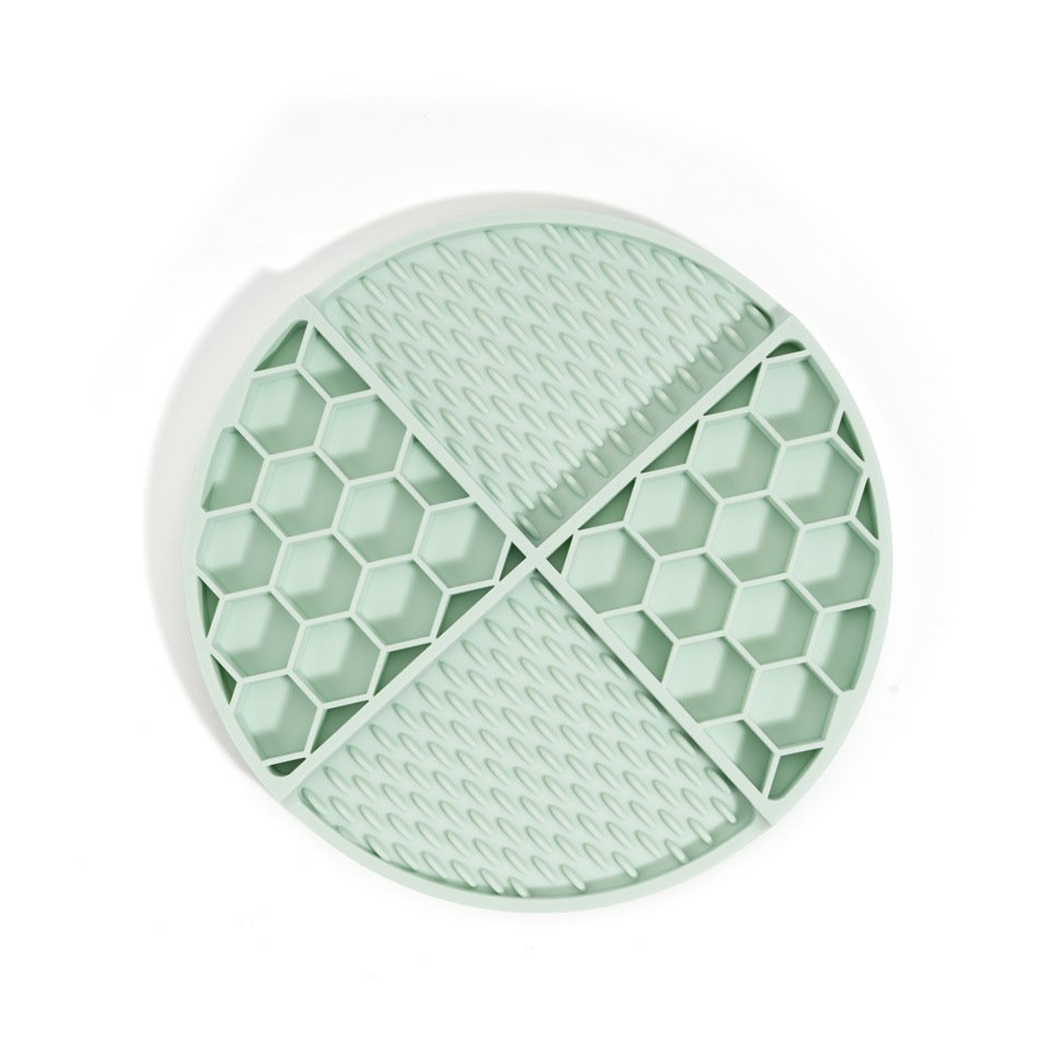 2 Pcs Light Green Honeycomb Pet Slow Feeder Bowl - Anti-Choke Silicone Lick Mat with Suction for Dogs