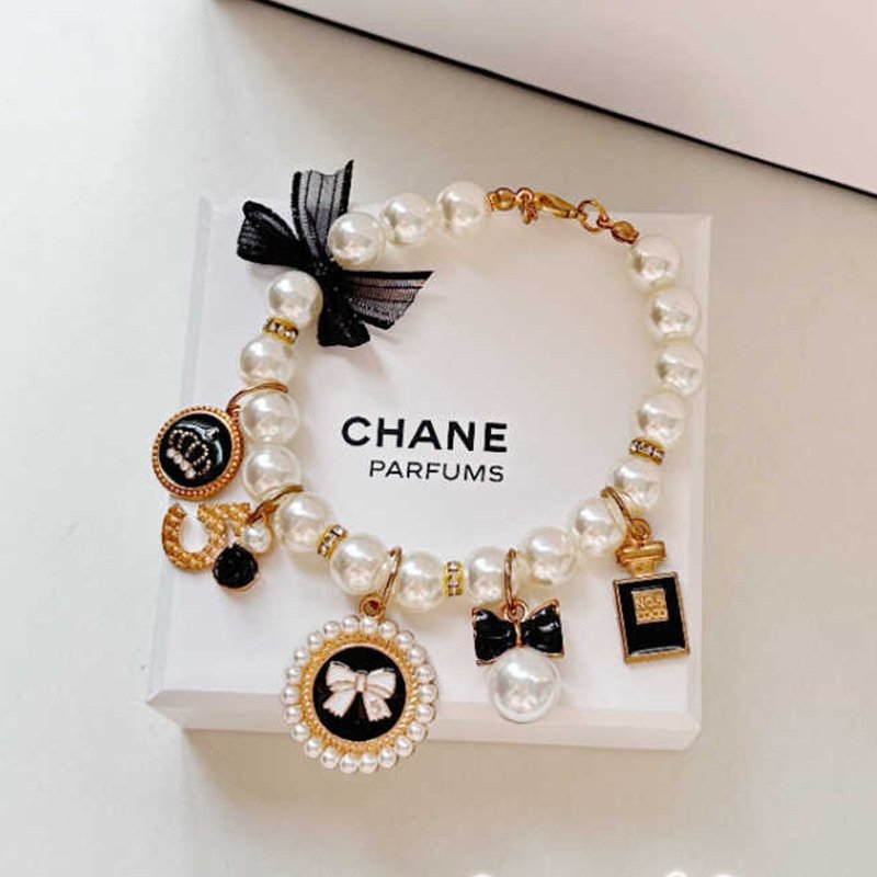 Black 4-PCS Pearl Charm Pet Necklace - Adjustable Bowknot Collar for Small Dogs & Cats (M: 25+5CM)