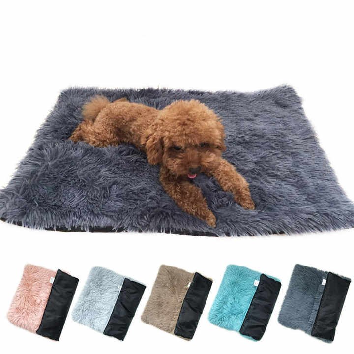 Blue Plush Pet Mat for Dogs and Cats - 70x100cm, Anti-Slip, Warm and Cozy for Autumn and Winter - Image 2